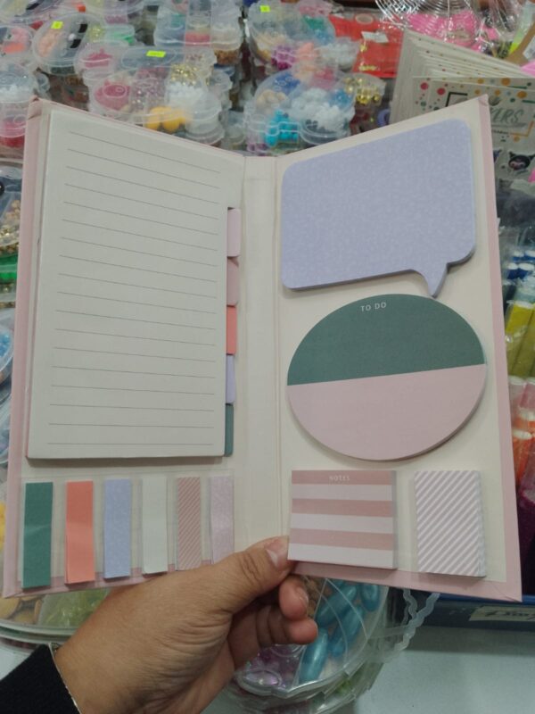 Libreta con post it varios